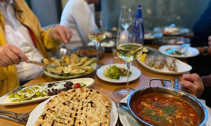 Nefeli Griechische Taverne